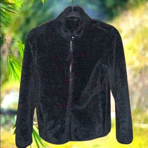black fluffy fleece jacket